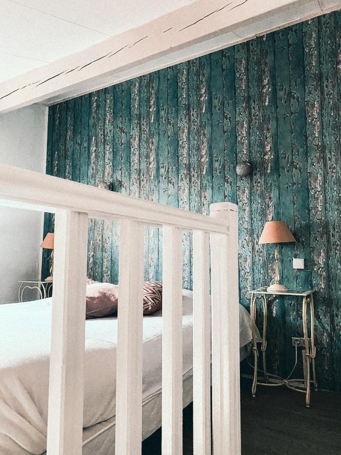 Auberge Des Pins Tourrettes Eksteriør billede